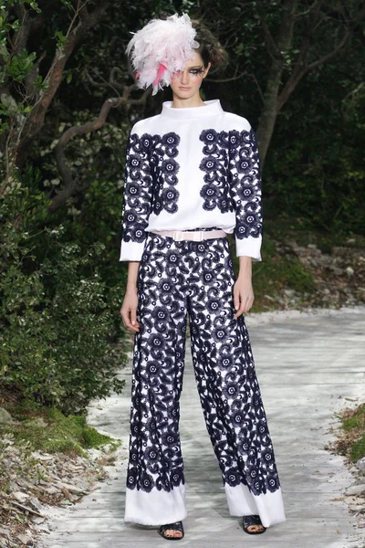 Look 36